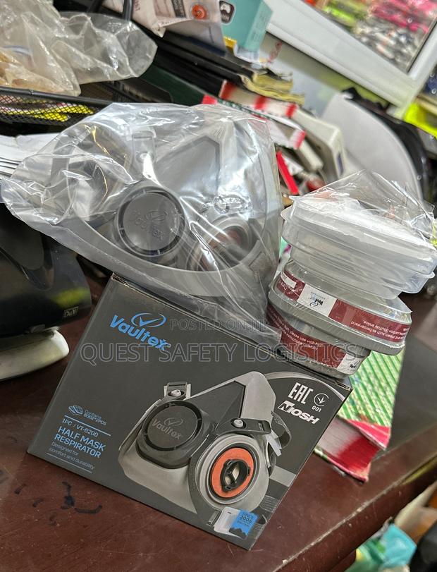 Vaultex Half Face Mask Respirator · Photo 2