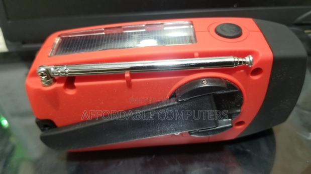 Radio Solar Radio With Led Flashlight With Cranking photo 3