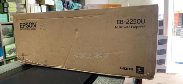 Epson Projector 2250U 5000lumen WUXGA · Photo 4