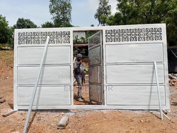 Box Plate Metal Gate