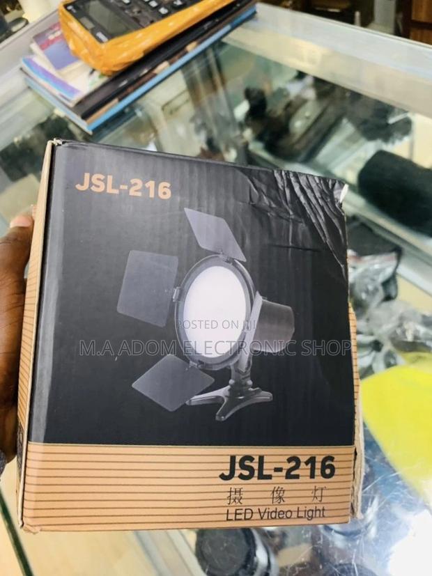 Quality Yet Affordable JSL-216 Rechargeable Led Video Light. · Photo 2