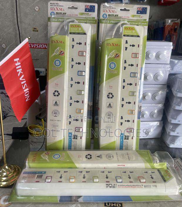 5way Maxma Extension Board 5meters 5 Outlet With 2 Port USB · Photo 4