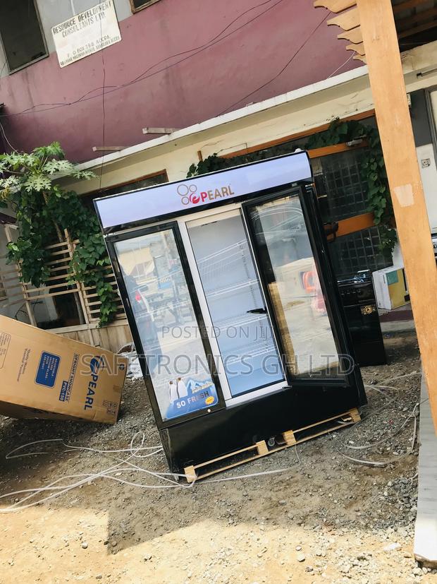 PVC-150 Glass Pearl 3 Doors Electric Display Fridge · Photo 2