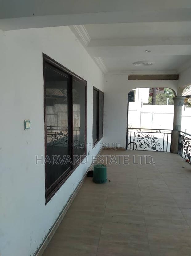 5bdrm House in Tech Fumesua, Kumasi Metropolitan for rent photo 6