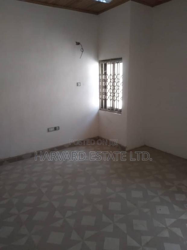 5bdrm House in Tech Fumesua, Kumasi Metropolitan for rent photo 9