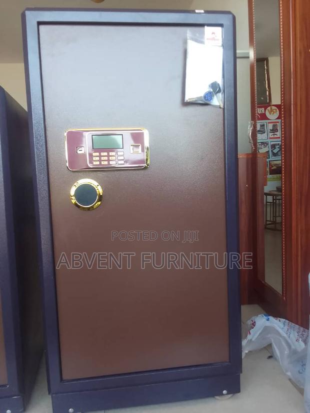 Fireproof Money Safe · Photo 3