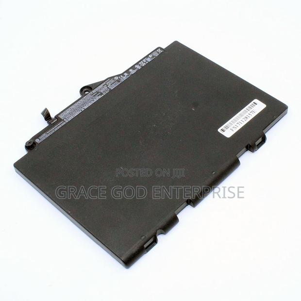 HP/COMPAQ EB820 G3/Sn03xl Replacement Laptop Battery · Photo 4