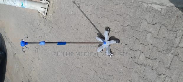 Drip Stand · Photo 3