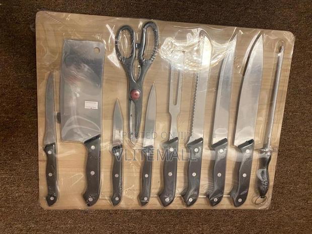 Knife Set With Cutting Board · Photo 4
