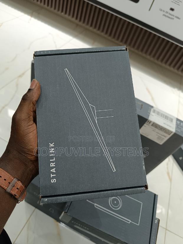 Starlink Gen 4 Standard Kit · Photo 3