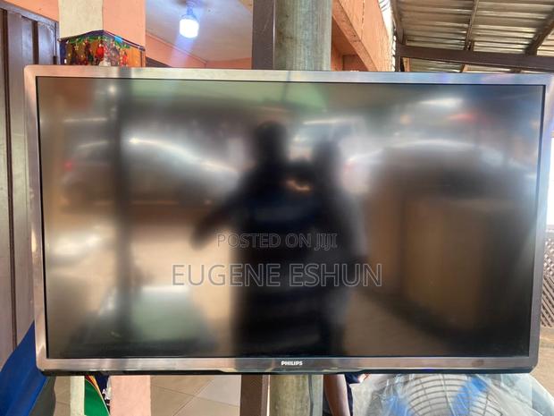 Philips 42" LED Digital Satellite Tv