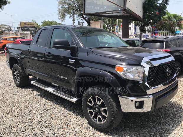 Toyota Tundra SR 5.7L V8 4x2 Double Cab Long Bed 8 ft. box 164.6 in. WB Black