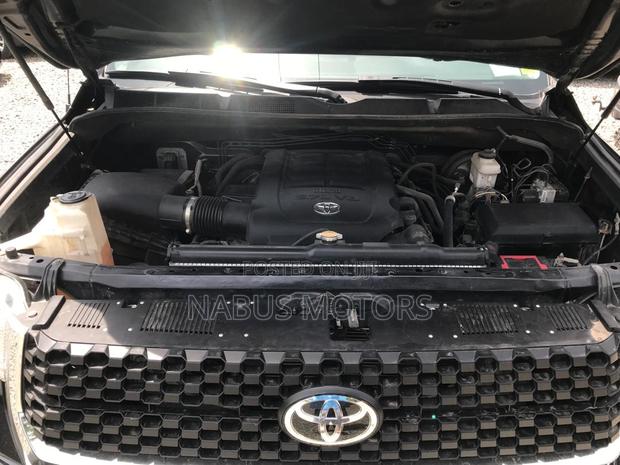 Toyota Tundra SR 5.7L V8 4x2 Double Cab Long Bed 8 ft. box 164.6 in. WB Black