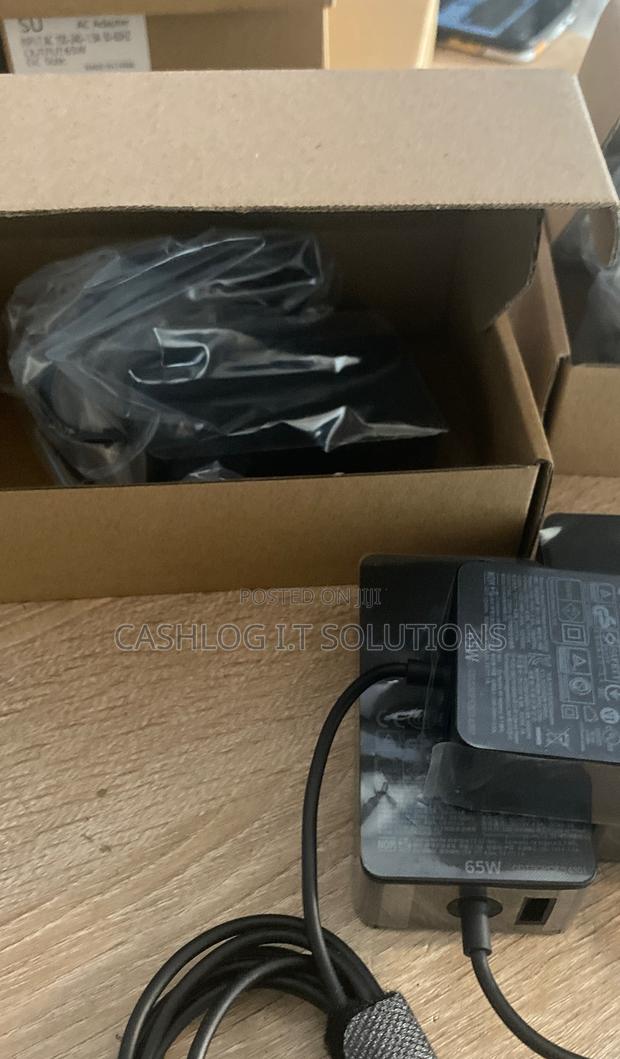Surface Pro Charger photo 4