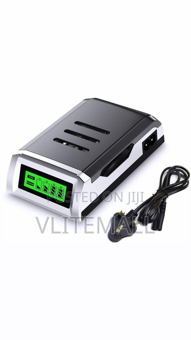PUJIMAX 4slot Battery Charger · Photo 3