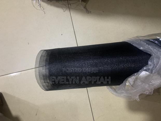 Black Fibre Net · Photo 2