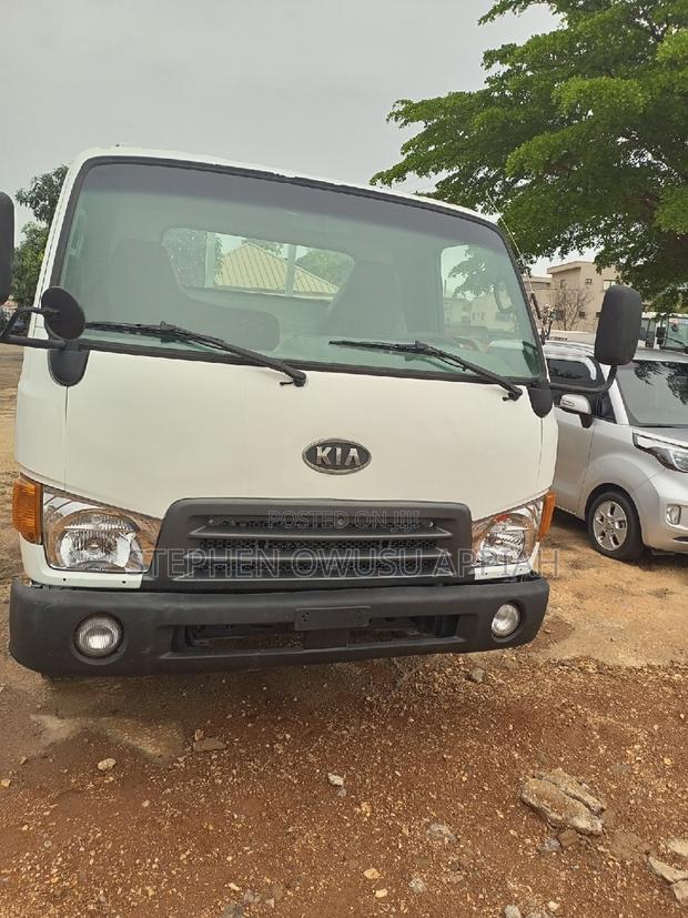 Kia Pamax 3.5 Tons 6 Hoese photo 4
