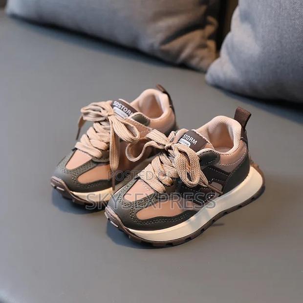 Quality Children School Shoes · Photo 2