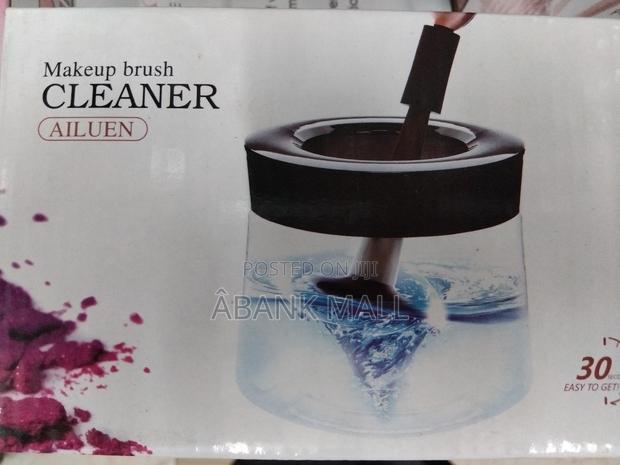 Makeup Brush Cleaner · Photo 4