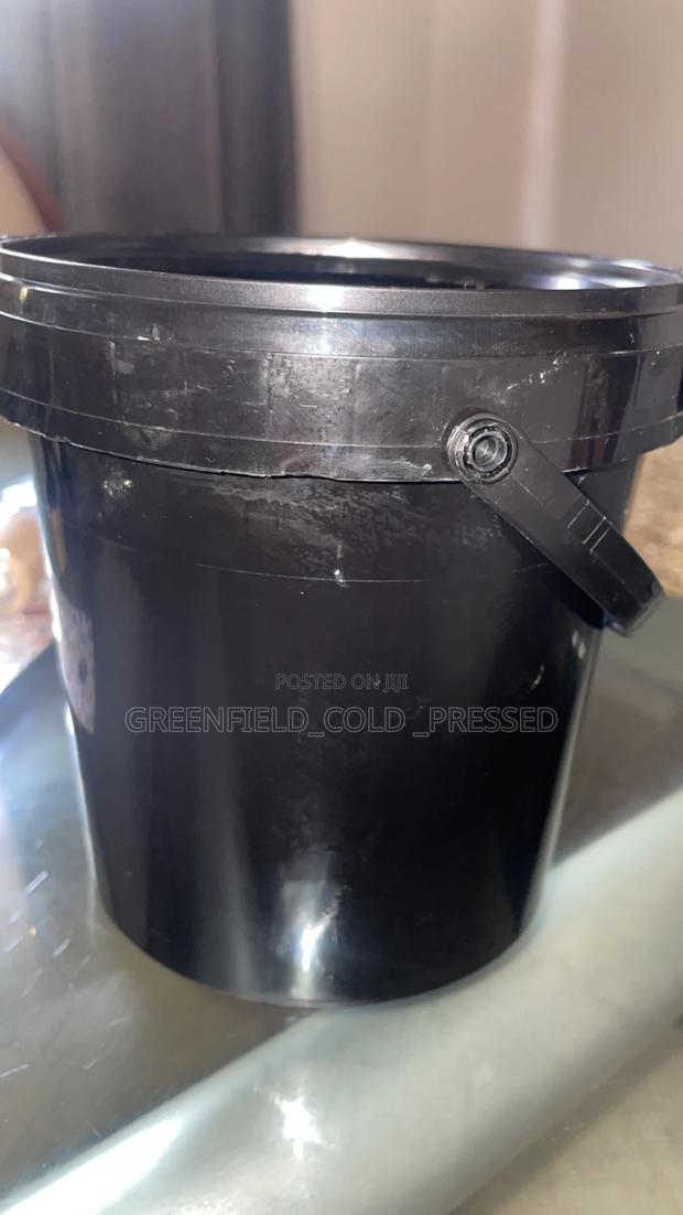 Organic Cold Pressed Shea Butter · Photo 4