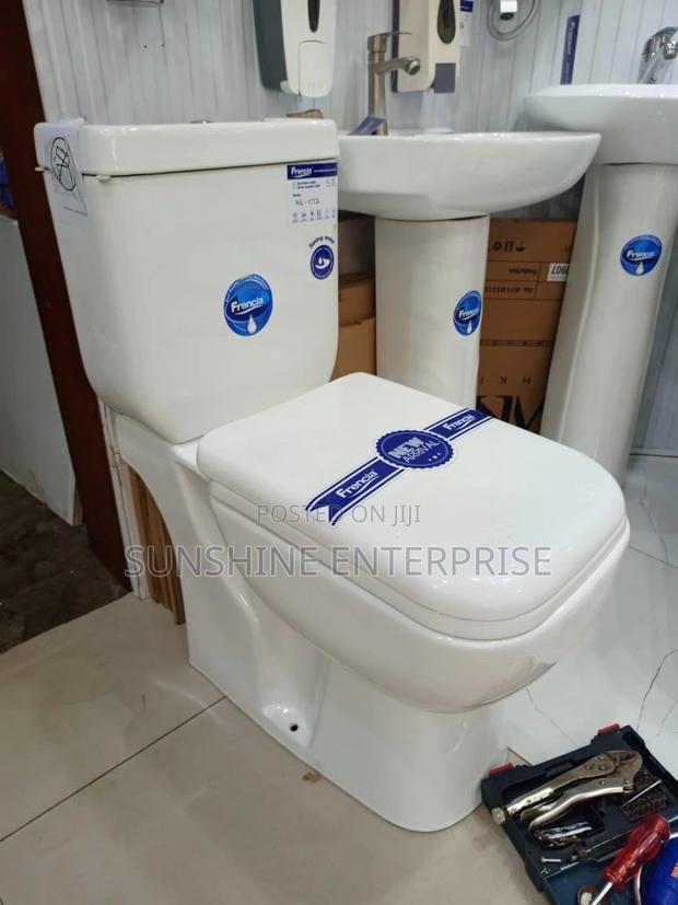 Frencia Squad Water Closet · Photo 3