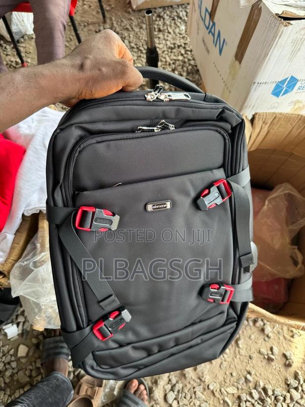 Potable Multi Fashionable Backpack for 15.6 Inches Laptop · Photo 4