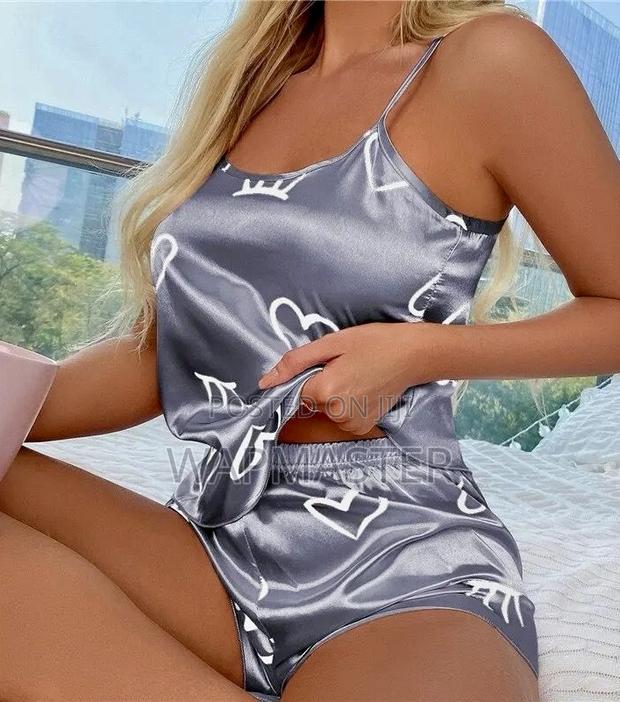 Sleeveless Silk Pajamas