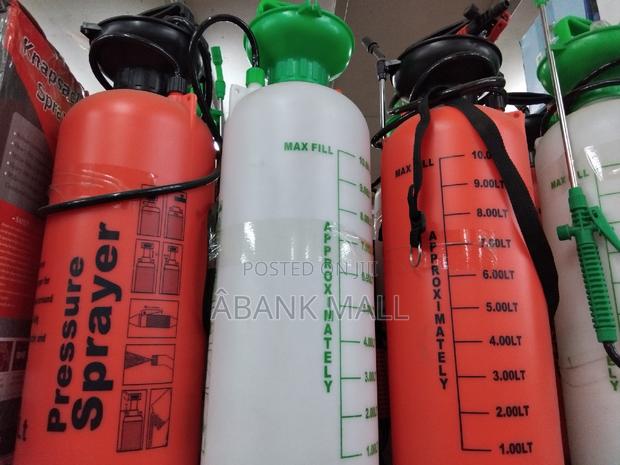 Pressure Sprayer · Photo 3