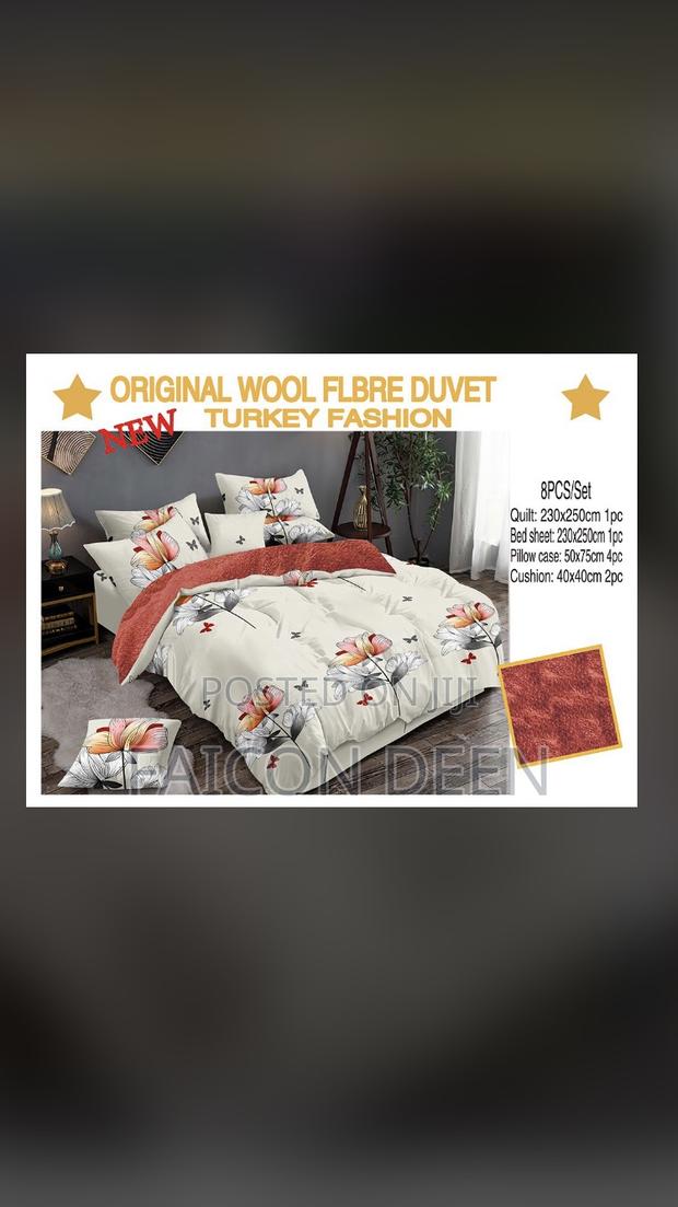 Thick Cotton Wool Duvet Set (8 PCS Duvet Set ) · Photo 1
