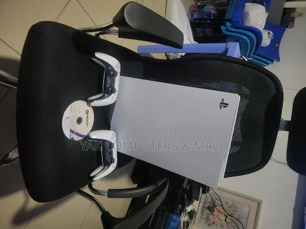 Ps5 With 2 Controllers and Fifa 23 Cd