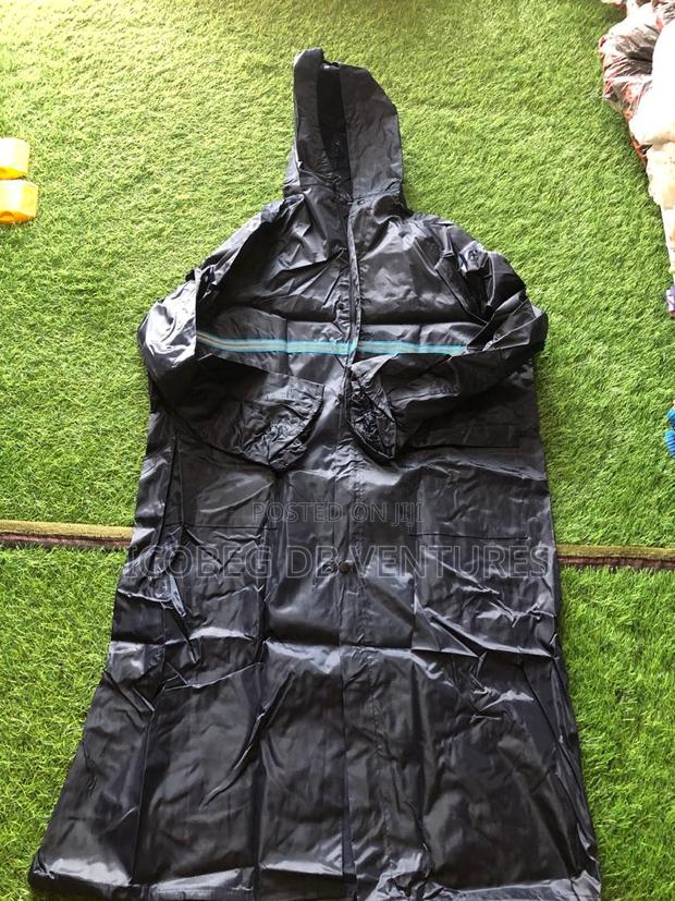 Adults Raincoat photo 2