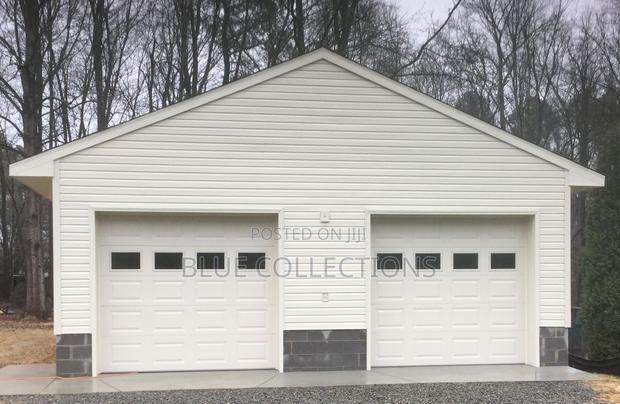 Garage Door · Photo 4