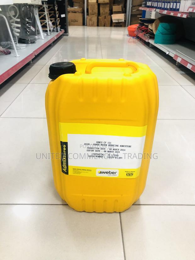 High-Range Water-Reducing Admixture · Photo 4