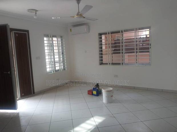 4bdrm House in Community 18, Spintex for sale · Photo 2