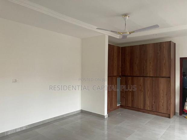 4bdrm House in Community 18, Spintex for sale · Photo 3