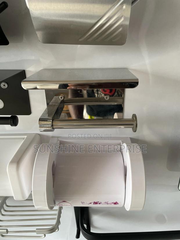 Toilet Paper Holder · Photo 4