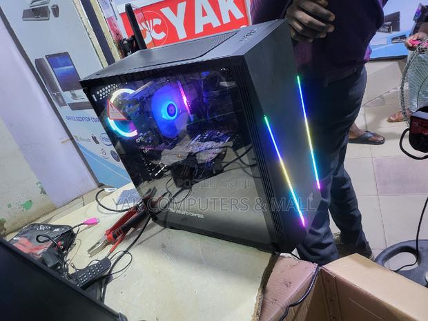 New Server 32GB Intel Core I7 HDD+SSD 1.5T