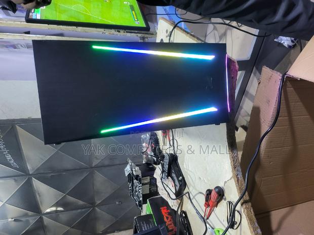 New Server 32GB Intel Core I7 HDD+SSD 1.5T