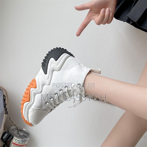 Canvas New Thick-Soled Versatile Sports and Leisure Shoes · Photo 3