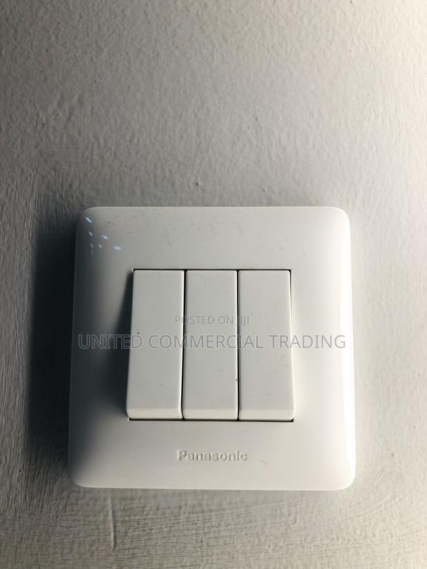 Switch (1-gang 3-device 2WAY) · Photo 4
