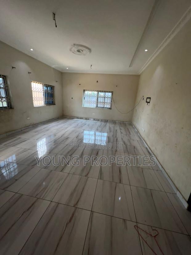 2bdrm House in Amasaman Ashalaja for sale · Photo 3