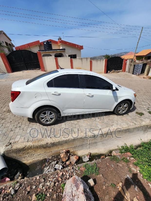 Chevrolet Sonic LT 2014 White