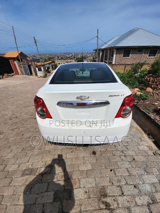 Chevrolet Sonic LT 2014 White