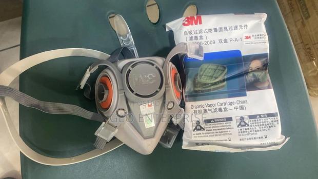 3mtm Half Face Reusable Respirator 6000 · Photo 3