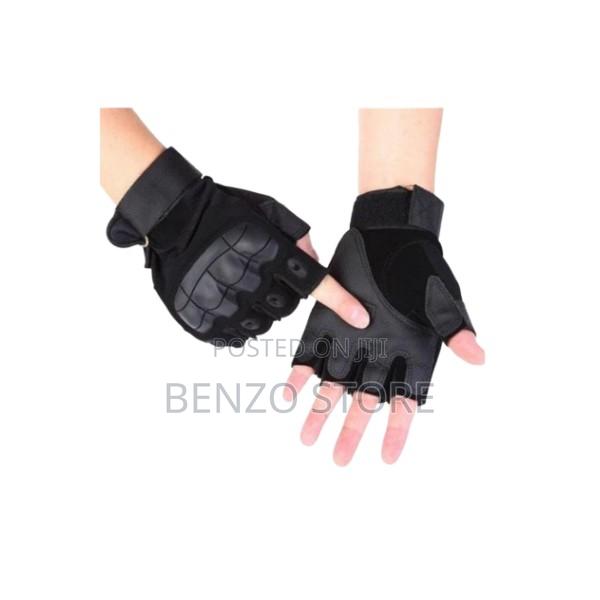 Quality Leather Hand Gloves for Gym, Military and Riders · Photo 2