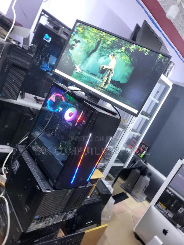 New Desktop Computer 32GB Intel Core I5 SSD 256GB