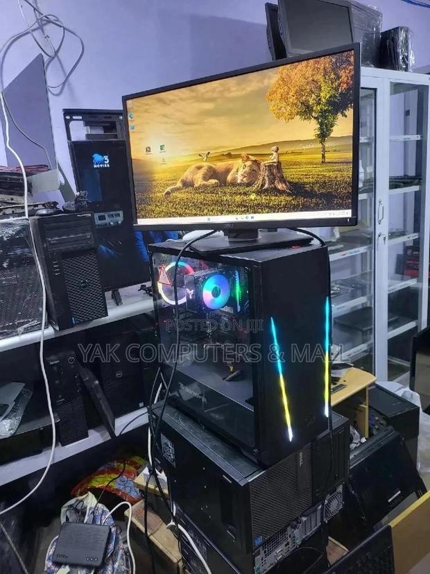 New Desktop Computer 32GB Intel Core I5 SSD 256GB