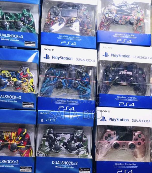 Ps4 Game Controller · Photo 2