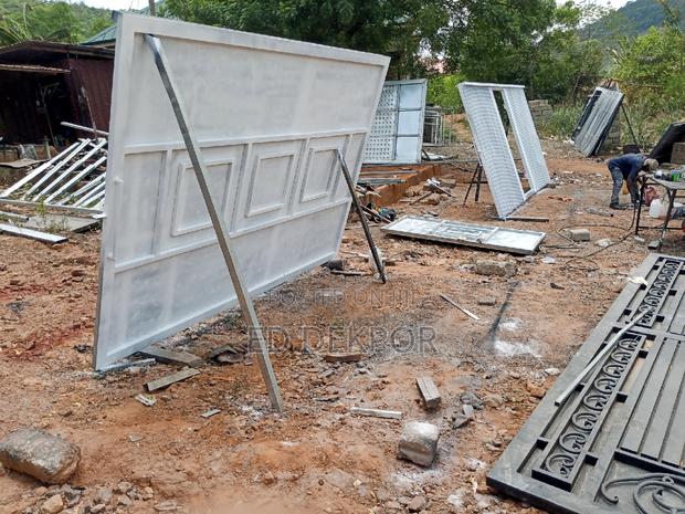 CVM Metal Gate photo 2