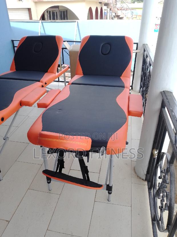 Massage Foldable Bed Metal · Photo 1